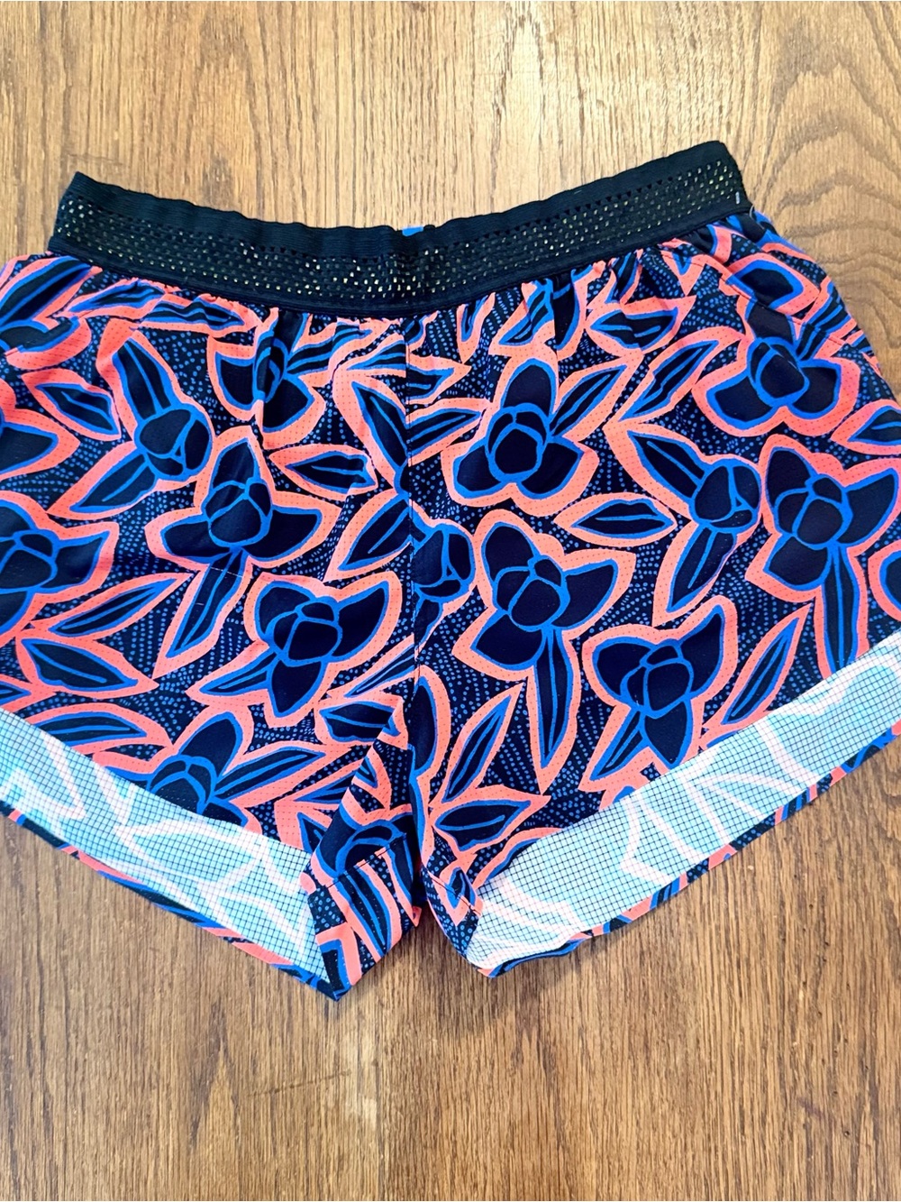 Janji Women’s Running Shorts Size S Floral Built-In Liner Run for clean H2O EUC